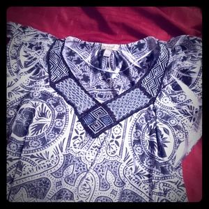 Large black and white designed blouse
